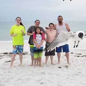 Meet your Posher, Holly